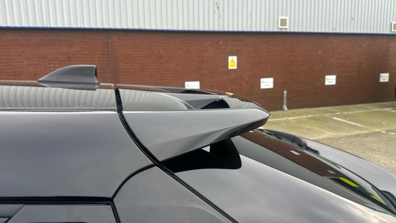 Toyota C-HR 2.0 Hybrid Dynamic 5dr CVT Hybrid Hatchback